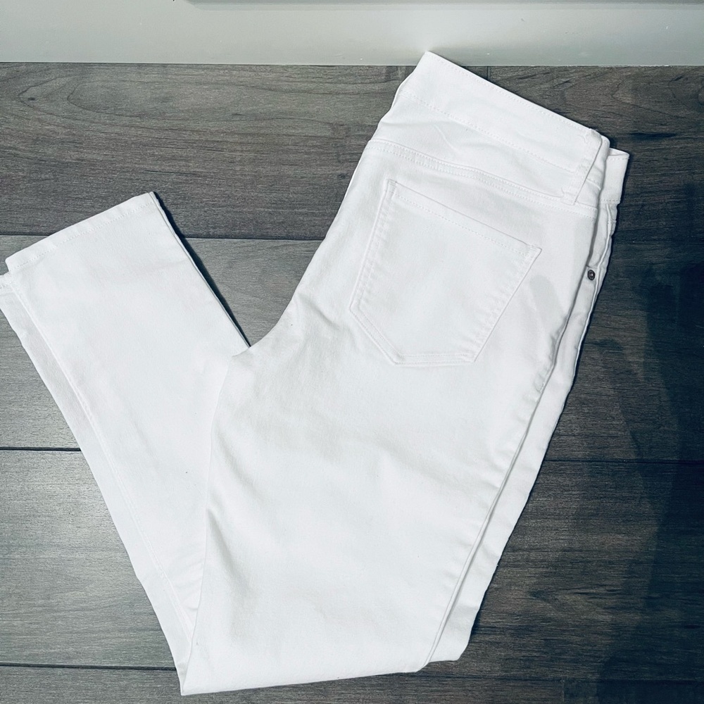 Old Navy Super Skinny